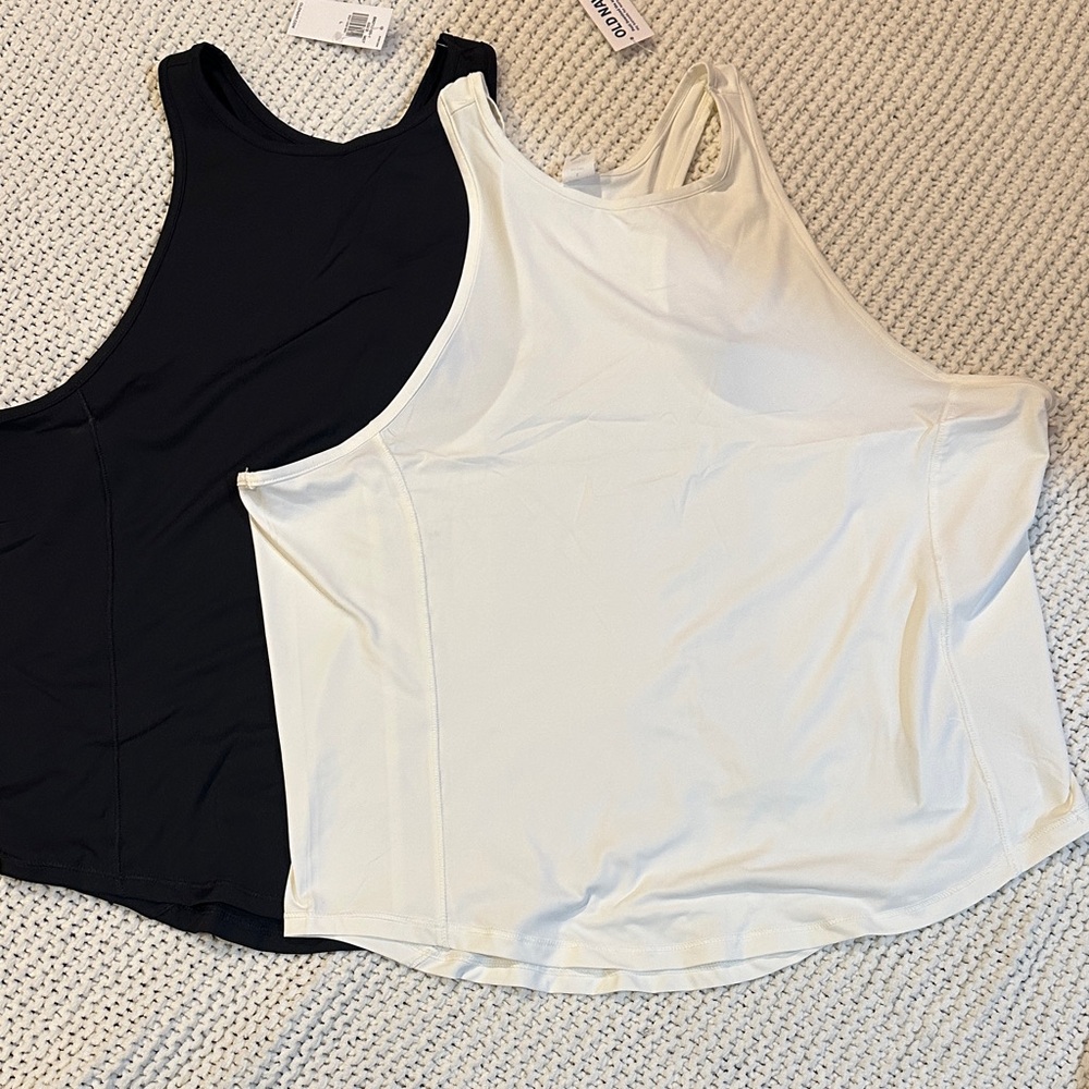 Old Navy Black and Cream Tank Tops